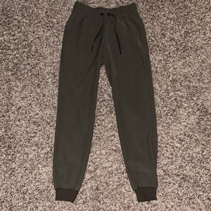 Lululemon Joggers Size 2!